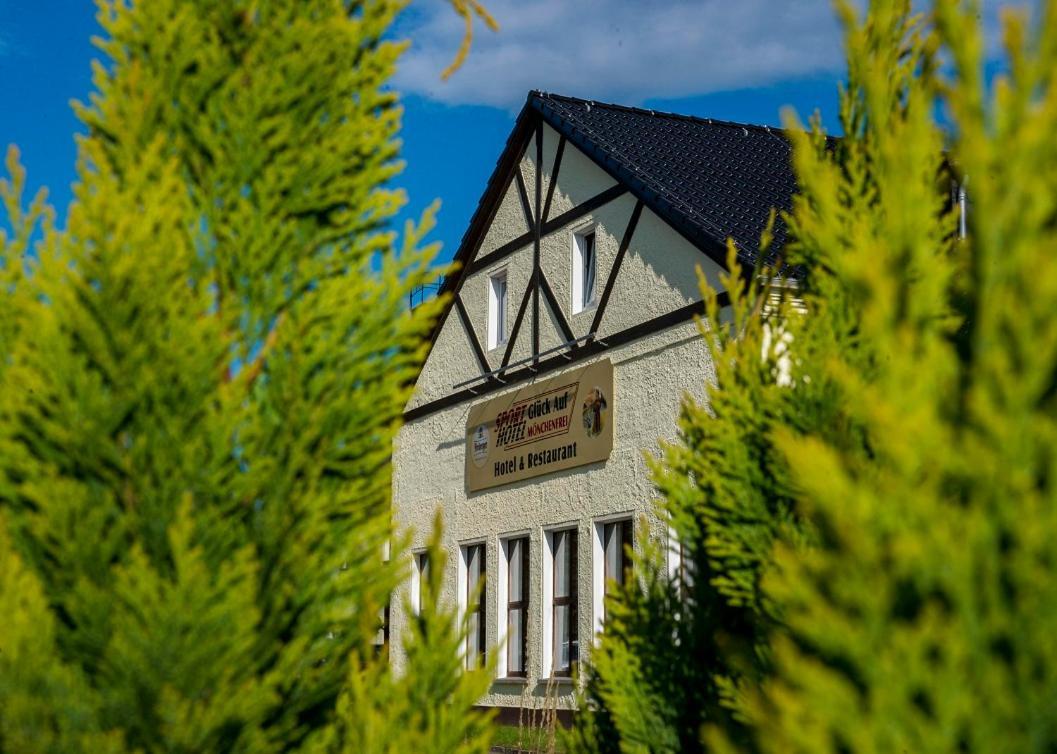 Sporthotel Glueck Auf Moenchenfrei Brand-Erbisdorf Екстер'єр фото