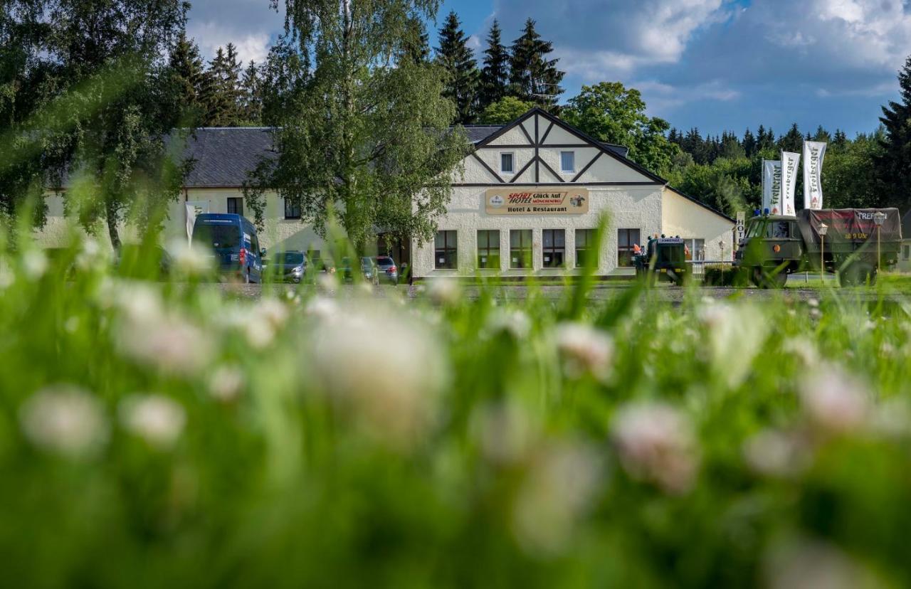 Sporthotel Glueck Auf Moenchenfrei Brand-Erbisdorf Екстер'єр фото